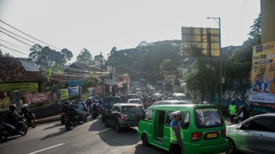 Kemacetan Parah di Simpang Gunung Batu Kota Bogor, Petugas Tidak Boleh Telat dan Kurang
