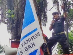 Aksi KSPI dan Partai Buruh Jabar Gelar Rapat Akbar di Gedung Sate