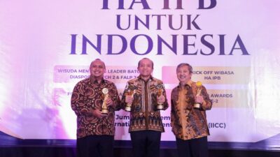 Wow, Ketua DPRD Kota Bogor Raih HA IPB Award 2022 Kategori Politisi Terbaik