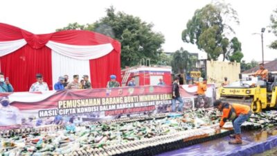 Jelang Nataru Puluhan Ribu Botol Minol Dimusnahkan di Kota Bogor