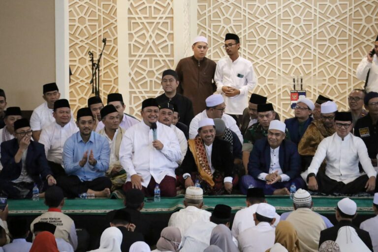 Atang: Mudah-mudahan nanti diakhir masa bakti wali kota dan wakil wali kota, Masjid Agung sudah megah berdiri