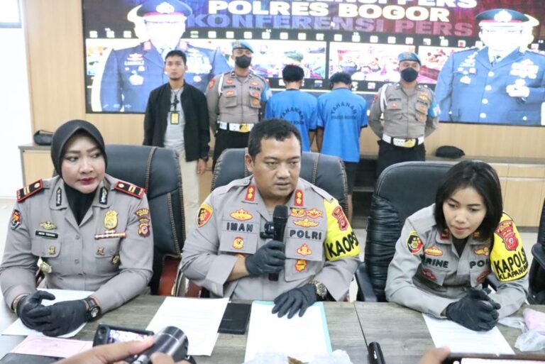 Polres Bogor Ungkap Dua Pelaku Pembuang Anak 14 Tahun di Semak
