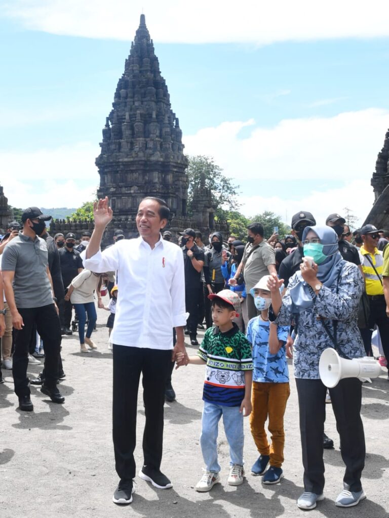 Presiden Promosikan Candi Prambanan Sebagai Wisata Edukasi
