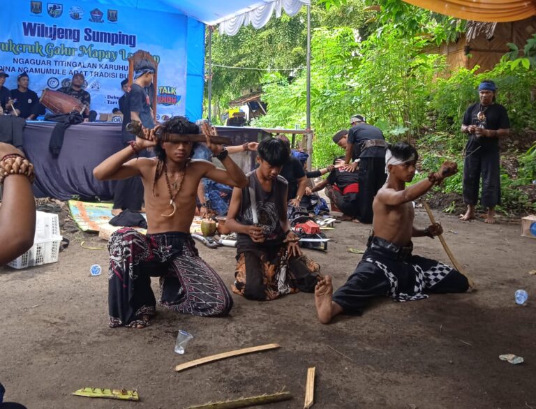Kesatuan Adat Gelar “Ngaguar Peninggalan Para Karuhun di Pelabuhan Ratu