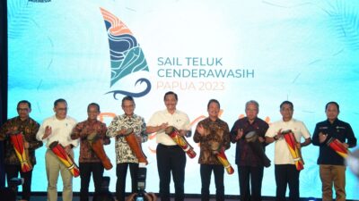 Kepala Bakamla RI Hadiri Peluncuran Sail Teluk Cendrawasih