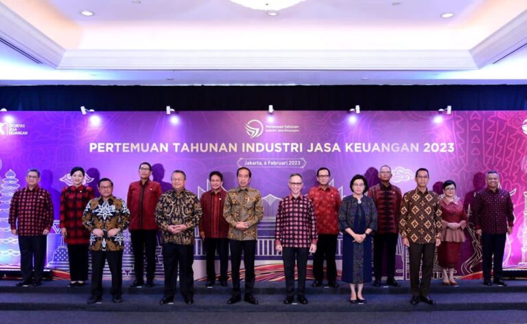 <em>Presiden Dorong Peningkatan Pengawasan Produk Keuangan</em>