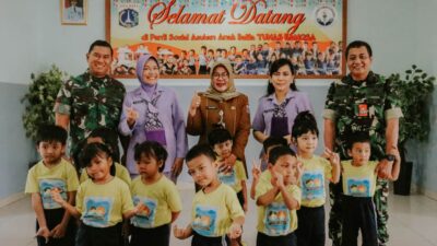 Baksos <strong>Srenum TNI dan IKKT PWA Cabang 7</strong> Kunjungi Panti Sosial Asuhan Anak Balita Tunas Bangsa di Cipayung