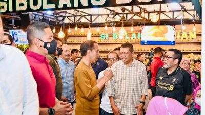 Cerita Para Pemred saat Makan Durian Bersama Presiden Jokowi