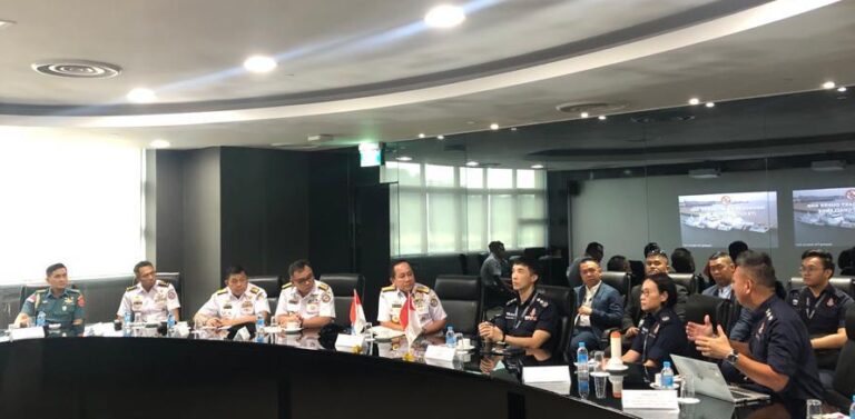Isu Maritim, Kepala Bakamla RI Datangi Markas Singapore Police Coast Guard
