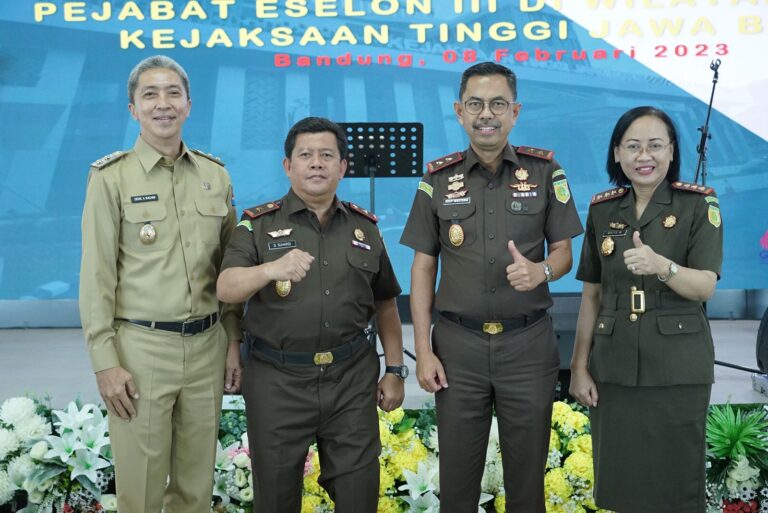Kajati Jabar Lantik Waito Wongateleng Jadi Kajari Kota Bogor