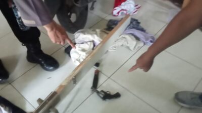 Polisi olah TKP Aksi Pencurian Didalam Rumah Dengan Senjata Api di Bogor