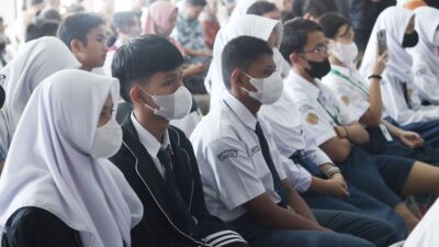 Bermedia Sosial Harus Beradab dan Berilmu, Safari Jurnalistik di SMP Negeri 5 Kota Bogor