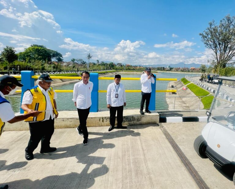 Presiden Resmikan Sejumlah Proyek Infrastruktur Pengendali Banjir di Bandung Telan Anggaran Ratusan Miliar