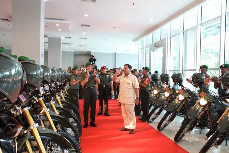 Menhan Bekali 2.000 Babinsa di Samarinda: Keamanan Negara Jamin Perdamaian dan Pertumbuhan Ekonomi