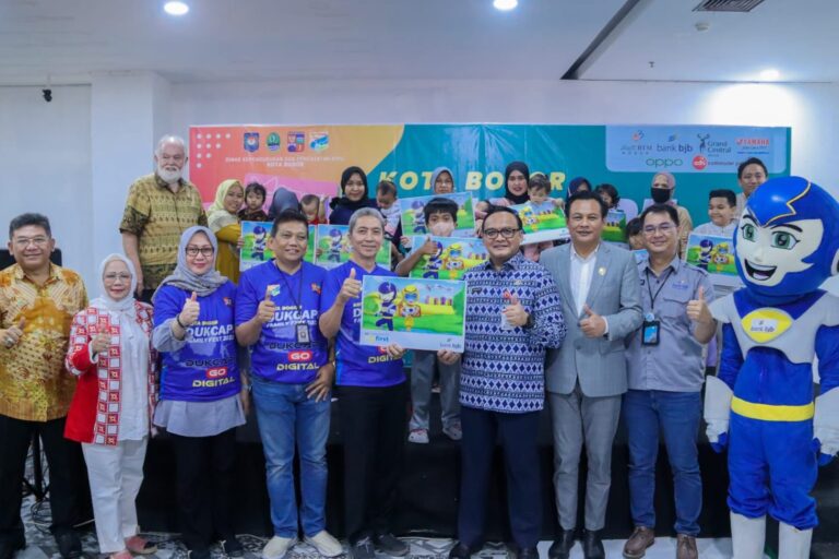 Disdukcapil Family Fest 2023, Dekatkan Pelayanan Warga Urus Dokumen Kependudukan