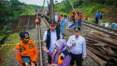 Pencarian Empat Korban Tertimpa Longsor di Kelurahan Empang Kota Bogor Minta Bantuan Basarnas