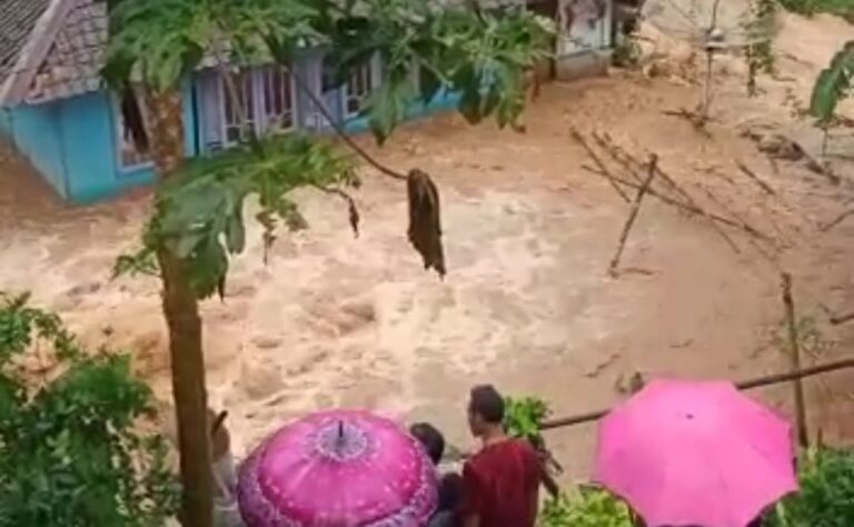 Cianjur Diterjang Musibah Satu Desa Terendam