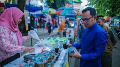 Berburu Takjil di Bundaran Yasmin, Ada Bubur Manado hingga Pempek Palembang