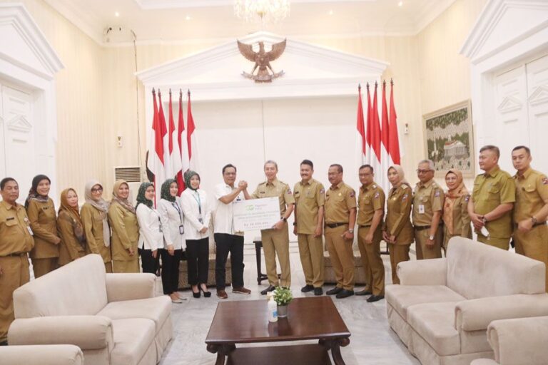 CSR Rp 50 juta PT Pegadaian Motivasi BUMN, BUMD lainnya Percepat ODF di Kota Bogor