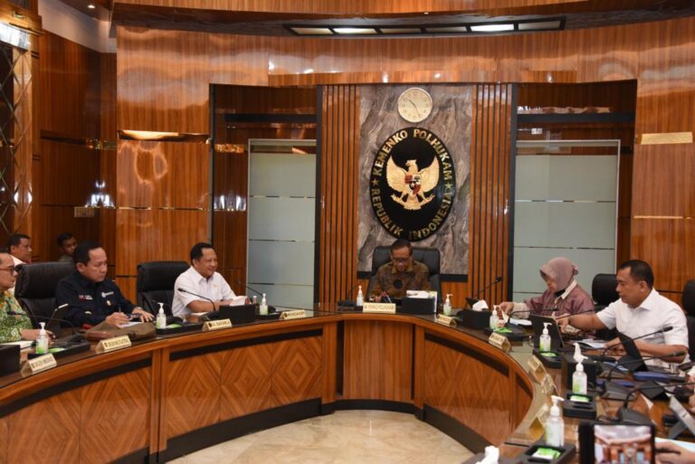Terdampar di Indonesia, Kepala Bakamla RI Paparkan Penanganan Terhadap Pencari Suaka dan Pengungsi Melalui Laut