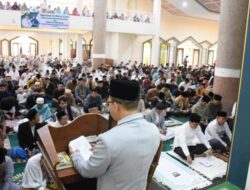 Bupati Bersama para Kepala OPD Bandung Laksanakan Sholat Id di Masjid Al Fathu Soreang
