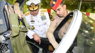 Panglima TNI Penasaran Canggihnya Pesawat Dassault Rafale di Pangkalan Militer Al-Dafra UAE