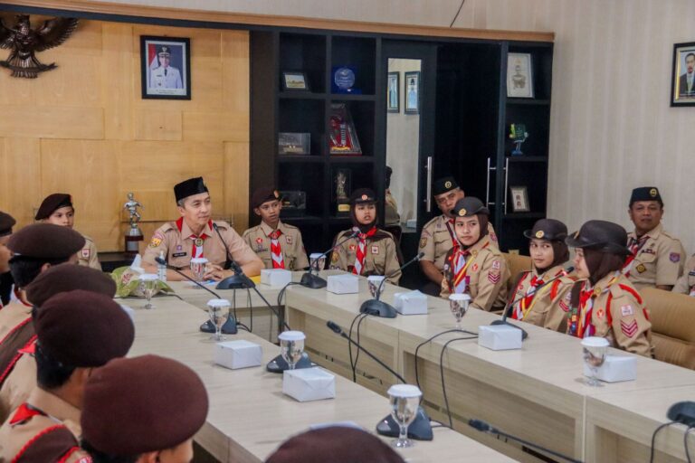 Dedie Rachim Beri Semangat Peserta LT – IV Regu Pramuka Penggalang Jawa Barat