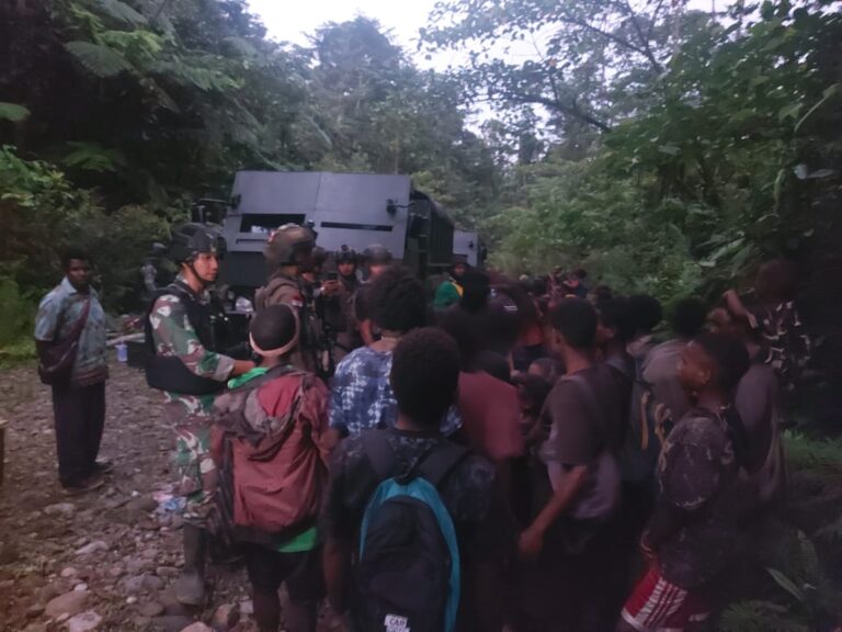 Raider 411 Kostrad Terjun Amankan Konflik di Distrik Krapkuri Nduga Papua