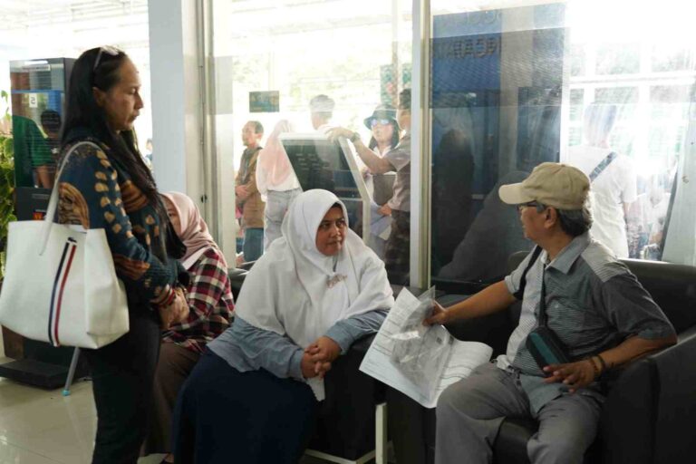 Kisruh PPDB, Kantor Disdukcapil Kota Bogor Disidak Komisi I dan IV Invetarisir Persoalan Adminduk