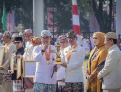 Moment Terakhir Gubernur dan Wagub Peringati Hari Jadi ke-78 Jawa Barat, Kota Bogor Terima Penghargaan Adminduk Terbaik 1