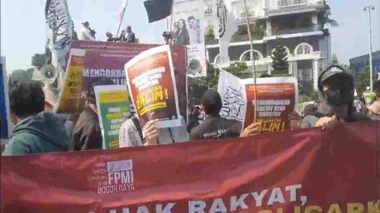 Ulama Bogor Bela Warga Rempang, Sebut Pembangunan Eco City Melenceng dari UUD 1945
