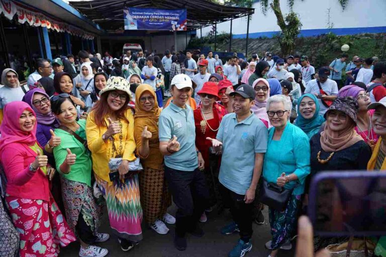 Dedie Rachim Buka Jalan Sehat Gerakan Cerdas Memilih Sekaligus Kenalkan Maskot Rubo