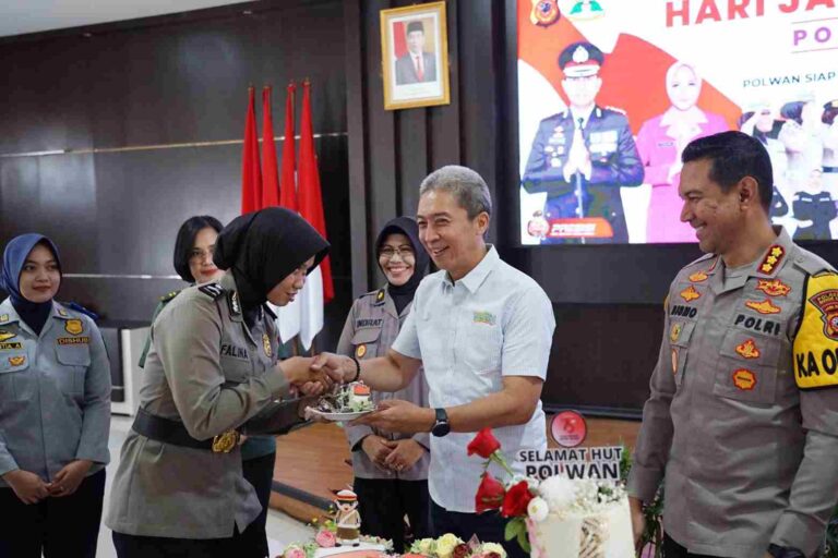 Hari Jadi Polwan ke-75, Dedie Rachim Sampaikan Apresiasi sudah berkontribusi penuh untuk Kota Bogor
