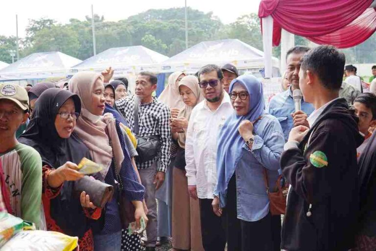 Stabilkan Pasokan dan Harga Pangan Khusus nya Harga Beras di Kota Bogor, Gerakan Pangan Murah Digelar di Taman Manunggal Harga Beras dibandrol Rp 53.000/5 kilogram