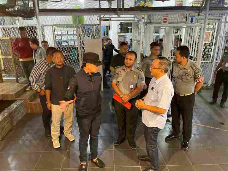 Bima Arya Masuk Lapas Kelas IIA Bogor Pastikan 539 Warga Binaan Bisa Mencoblos di TPS