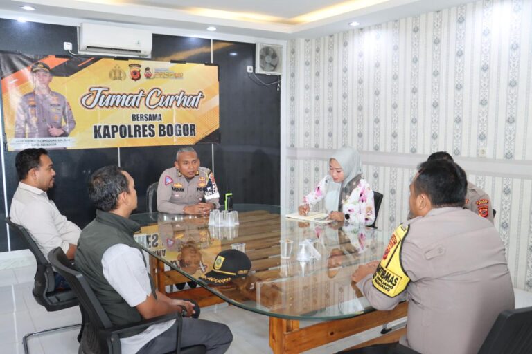 Polres Bogor Gelar “Jumat Curhat”: Wadah Curhatan dan Solusi untuk Masyarakat