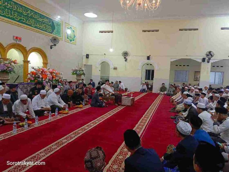 Semangat Kanjeng Dalem Sholawat Masih Bergema: Ribuan Masyarakat dan Para Pimpinan Hadiri Haul Ke 152 Pendiri Bogor