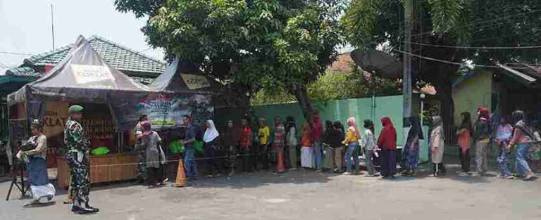Sembako Berkah, Hati Veteran Tersentuh di HUT TNI ke-79