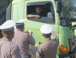 Usai Kecelakaan Maut! Kapolres Subang Tindak Tegas Pelanggar Jam Operasional dan Muatan Berlebih Kendaraan Angkutan Barang