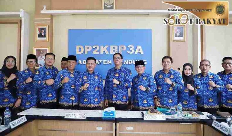 ‘All Out’ Dukung Pemberdayaan Perempuan: Program MUA hingga KWT Jadi Fokus