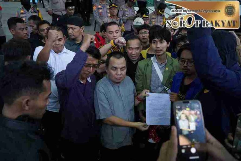 Terima Aksi Demonstrasi Mahasiswa, DPRD Kota Bogor Perjuangkan Aspirasi