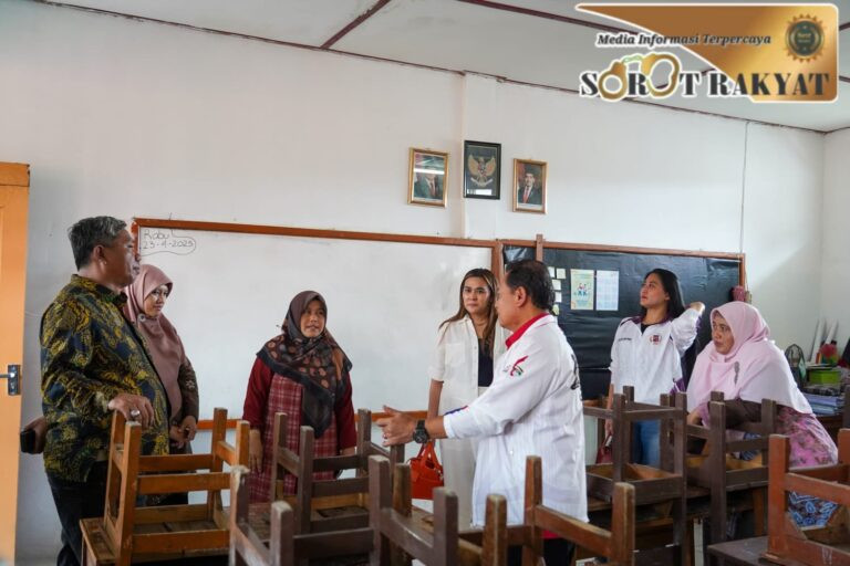 Miris! Lantai Kelas Rusak di SDN Bantarjati 9 Makan Korban, DPRD Ultimatum Disdik Kota Bogor
