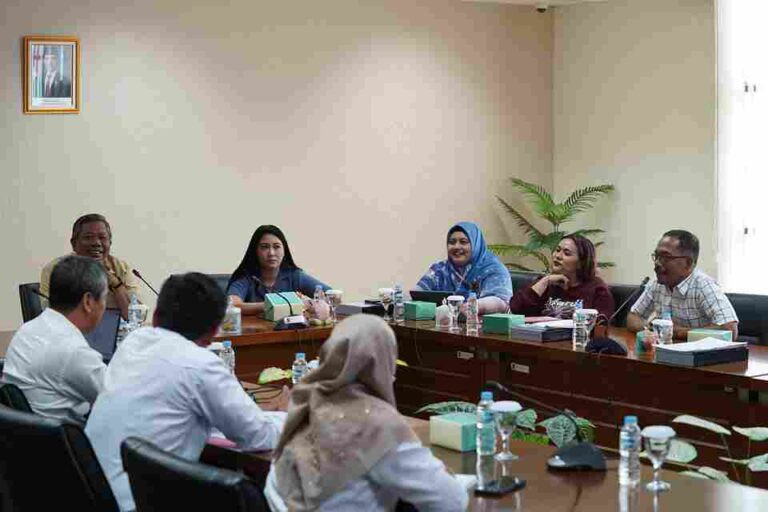 DPRD Gelontorkan Rp16 Miliar untuk Kesejahteraan Tenaga Pendidik
