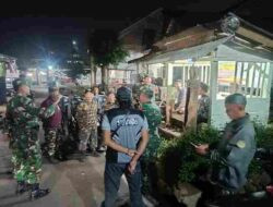 Patroli Gabungan Babinsa dan Banser Hidupkan Kembali Pos Kamling, Jaga Keamanan Lingkungan