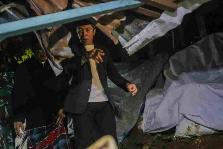 Dedie Rachim Tinjau Lokasi Longsor Bondongan, Satu Warga Meninggal Dunia