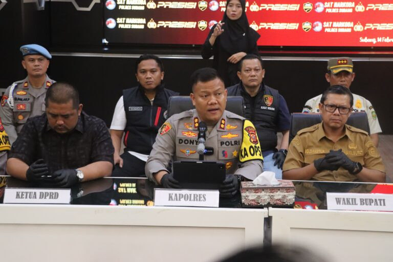 Polres Subang Tegas Ungkap Miras Oplosan Maut, Sembilan Warga Meninggal Dunia