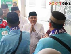 438 Jemaah Haji Kota Bogor Dilepas Menuju Tanah Suci, Kang Adit Titip Doa Keberkahan Kota