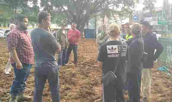 WAKAF ATAU WARISAN? Alun-Alun Empang Memanas, Keluarga Besar R.H. M. Thohir Protes Keras!