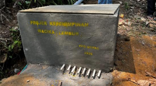 Fasilitas bak penampungan air bersih Projek Wacika Lembur PPG UNPAS 2026 di Cianjur.